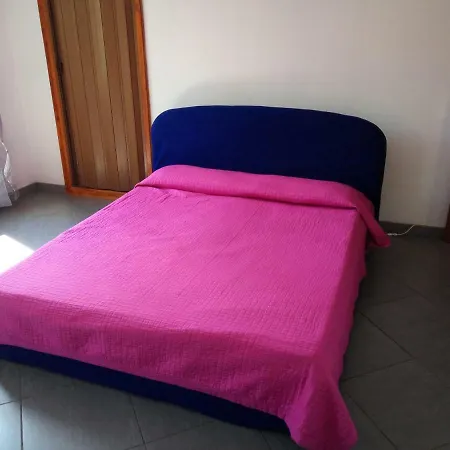 31 Piazza Bernardo Tanucci 아파트 스티아