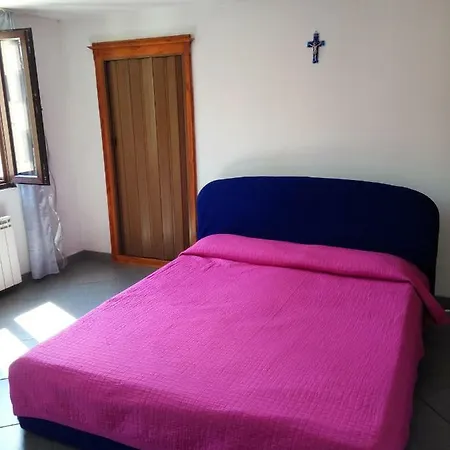 31 Piazza Bernardo Tanucci 아파트