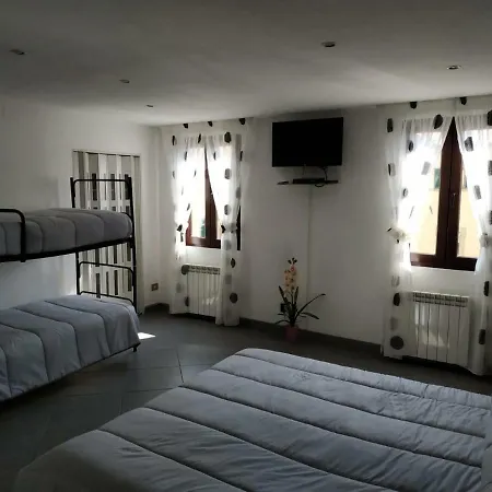Apartment 31 Piazza Bernardo Tanucci *