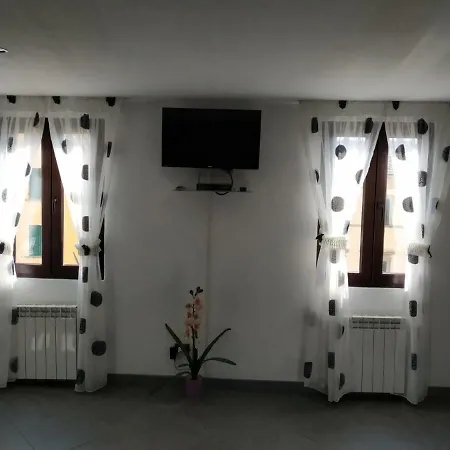 아파트 31 Piazza Bernardo Tanucci 스티아